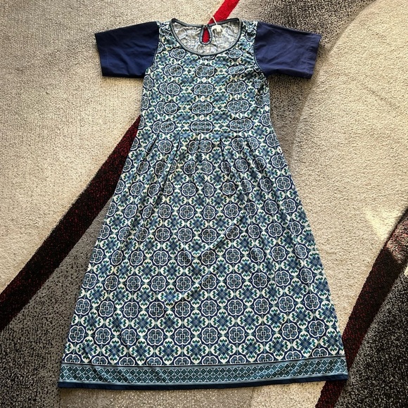 Max Studio Mosaic Print Short Sleeve MIDI Dress - Picture 1 of 3